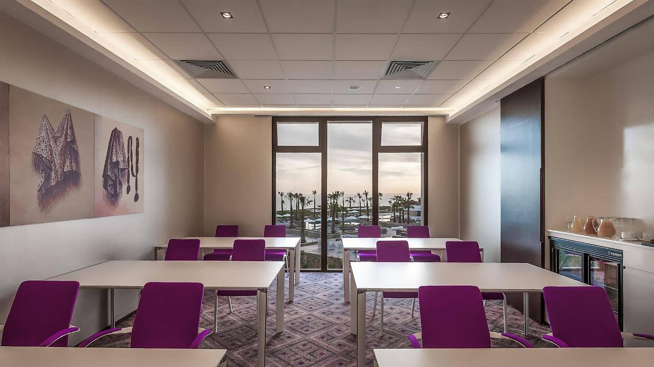 Hyatt Place Taghazout Bay Екстер'єр фото Meeting room
