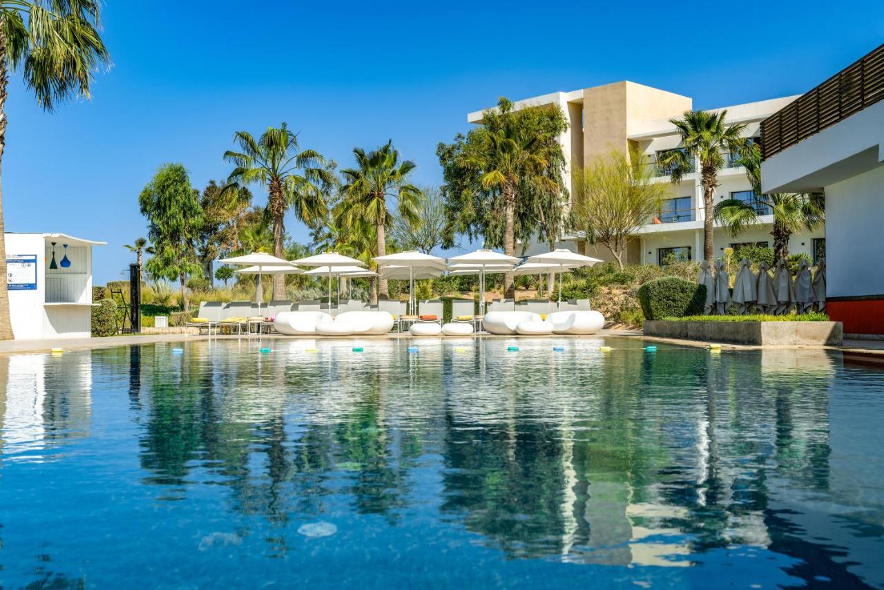 Hyatt Place Taghazout Bay Екстер'єр фото The swimming pool at the hotel