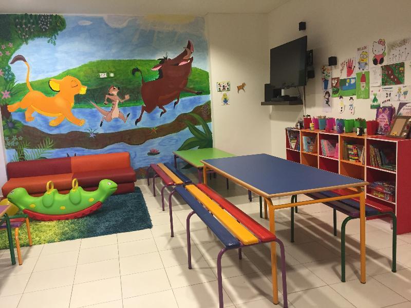 Hyatt Place Taghazout Bay Екстер'єр фото The waiting room at the Children's Hospital of Saint-Pierre